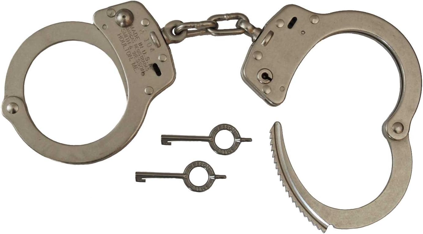 Smith & Wesson Model 104 Maximum Security Handcuffs
