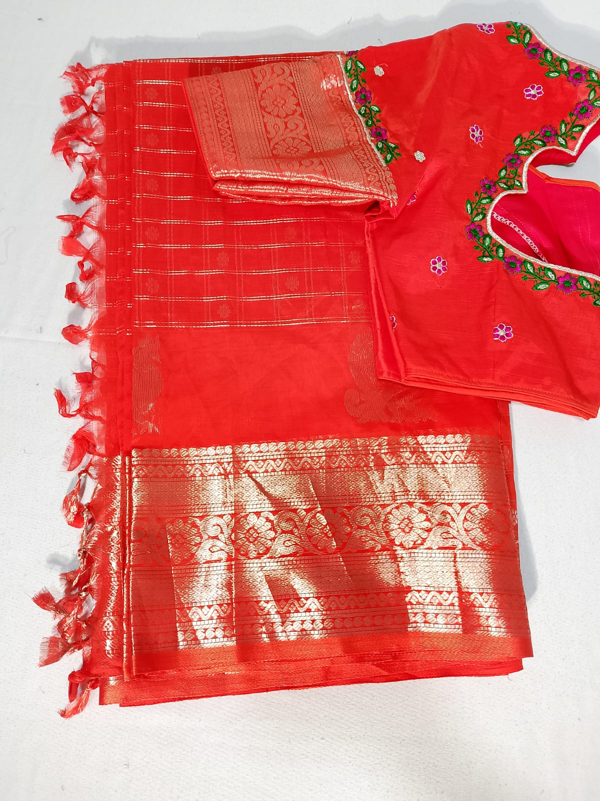 N263: Ready To Ship Beautiful Saree With Stitched Blouse