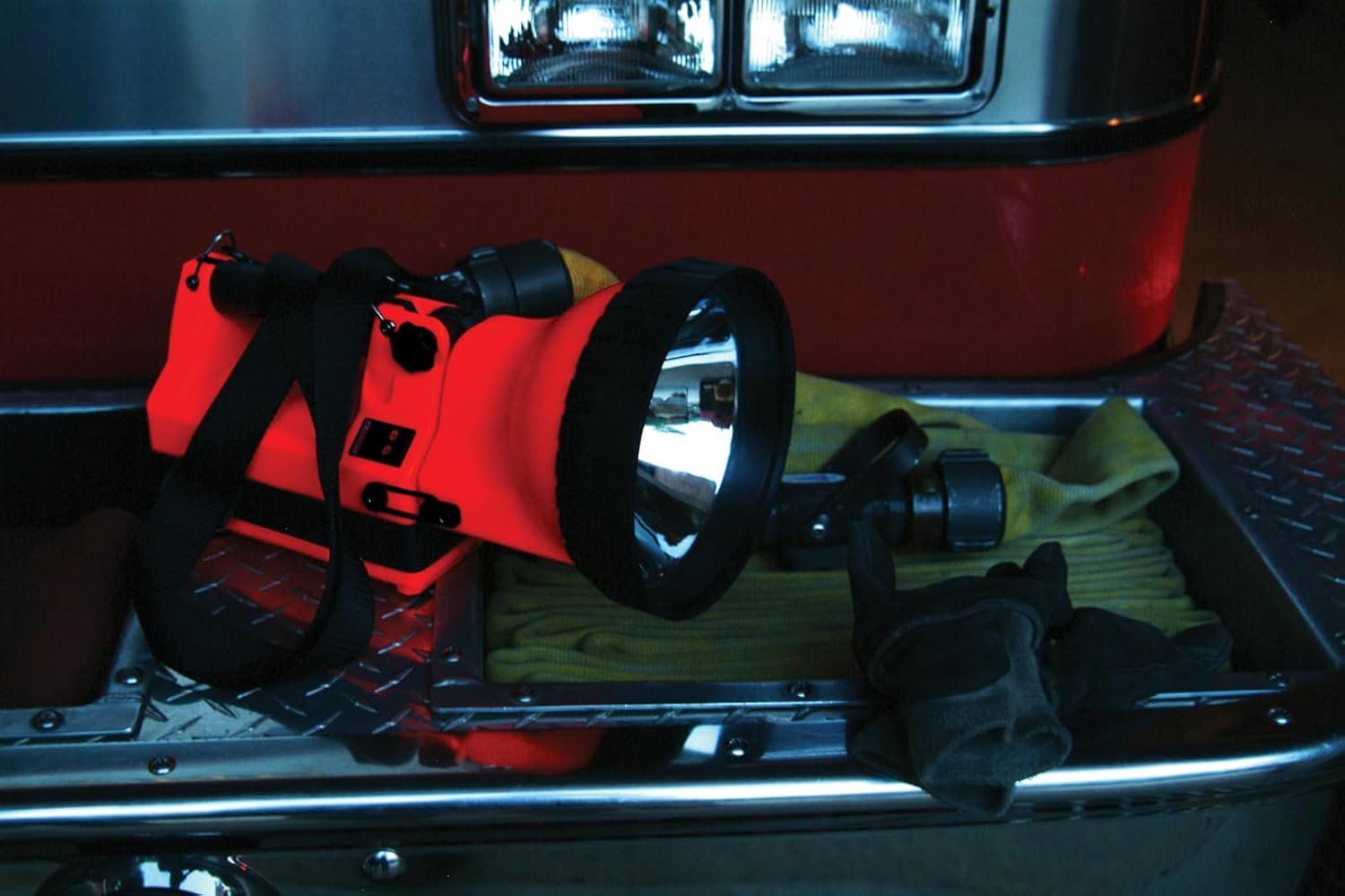 STREAMLIGHT HID LiteBox Rechargeable High-Intensity Searchlight/Lantern