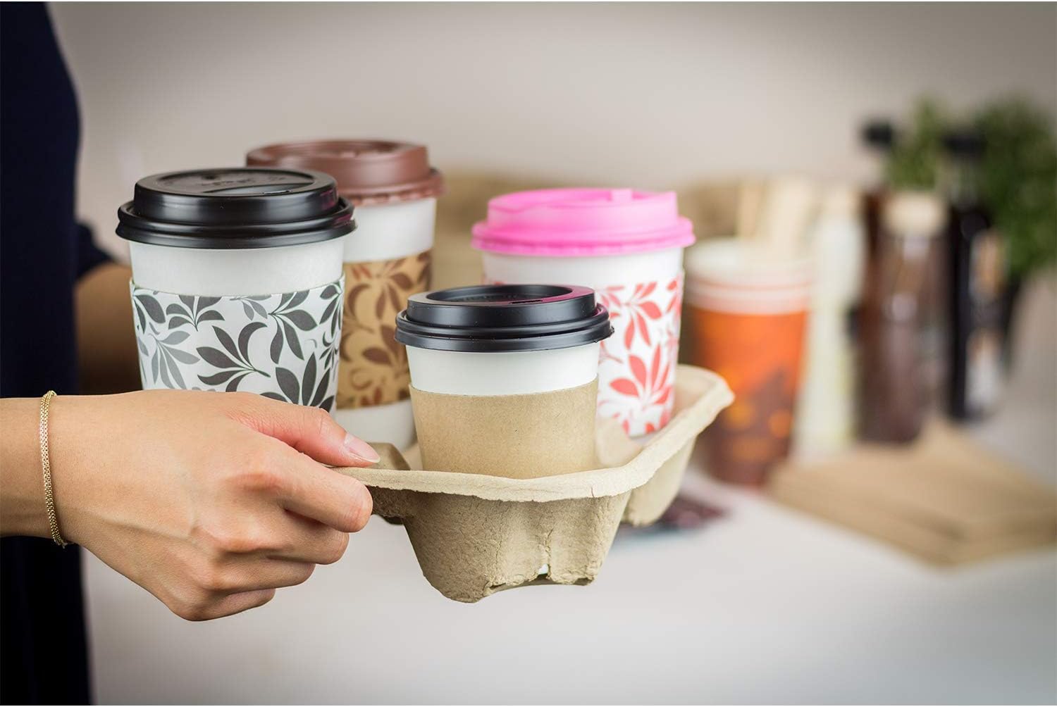 Karat C5000 4 Cups 8 oz. - 32 oz. Cup Holder (Case of 300)