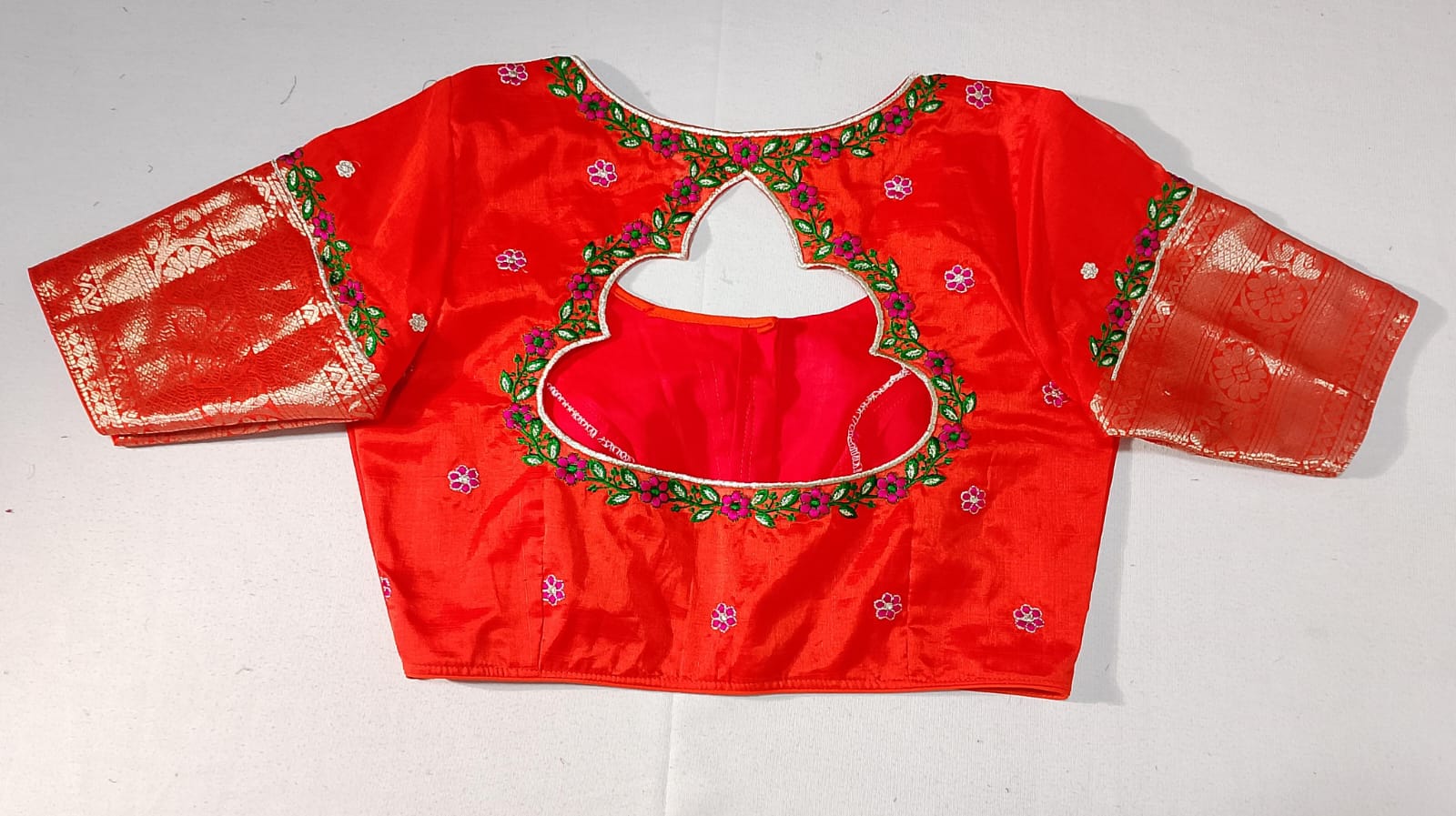 N263: Ready To Ship Beautiful Saree With Stitched Blouse