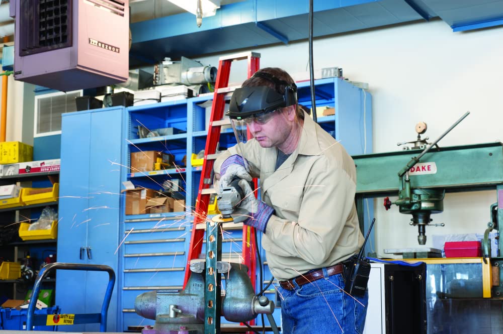 MSA 10115853 V-Gard Visor - Elevated Temperature with Antifog/Antiscratch Coating, Polycarbonate (PC), Clear Tint, Molded