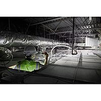 Milwaukee Rechargeable 1100 Lumen LED Flashlight, Battery Powered, Twist Focus