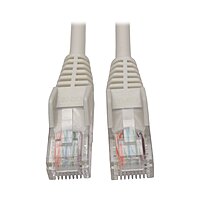 Tripp Lite Cat5e 350 MHz Snagless Molded (UTP) Ethernet Cable (RJ45 M/M) PoE White 5 ft. (1.52 m) - Category 5e - N001005WH