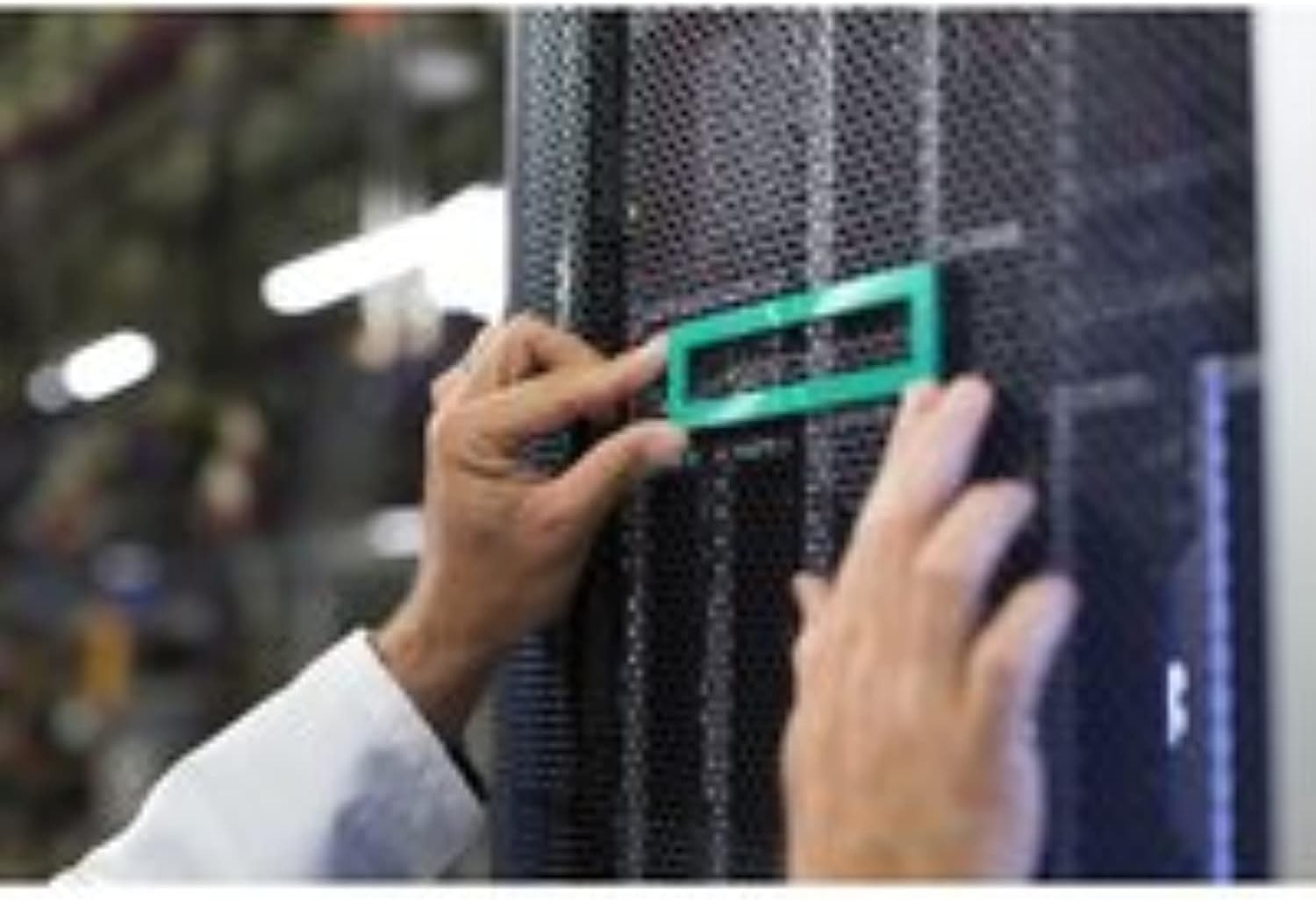 HPE Aruba 10G SFP+ LC SR 300m OM3 MMF Transceiver - J9150D