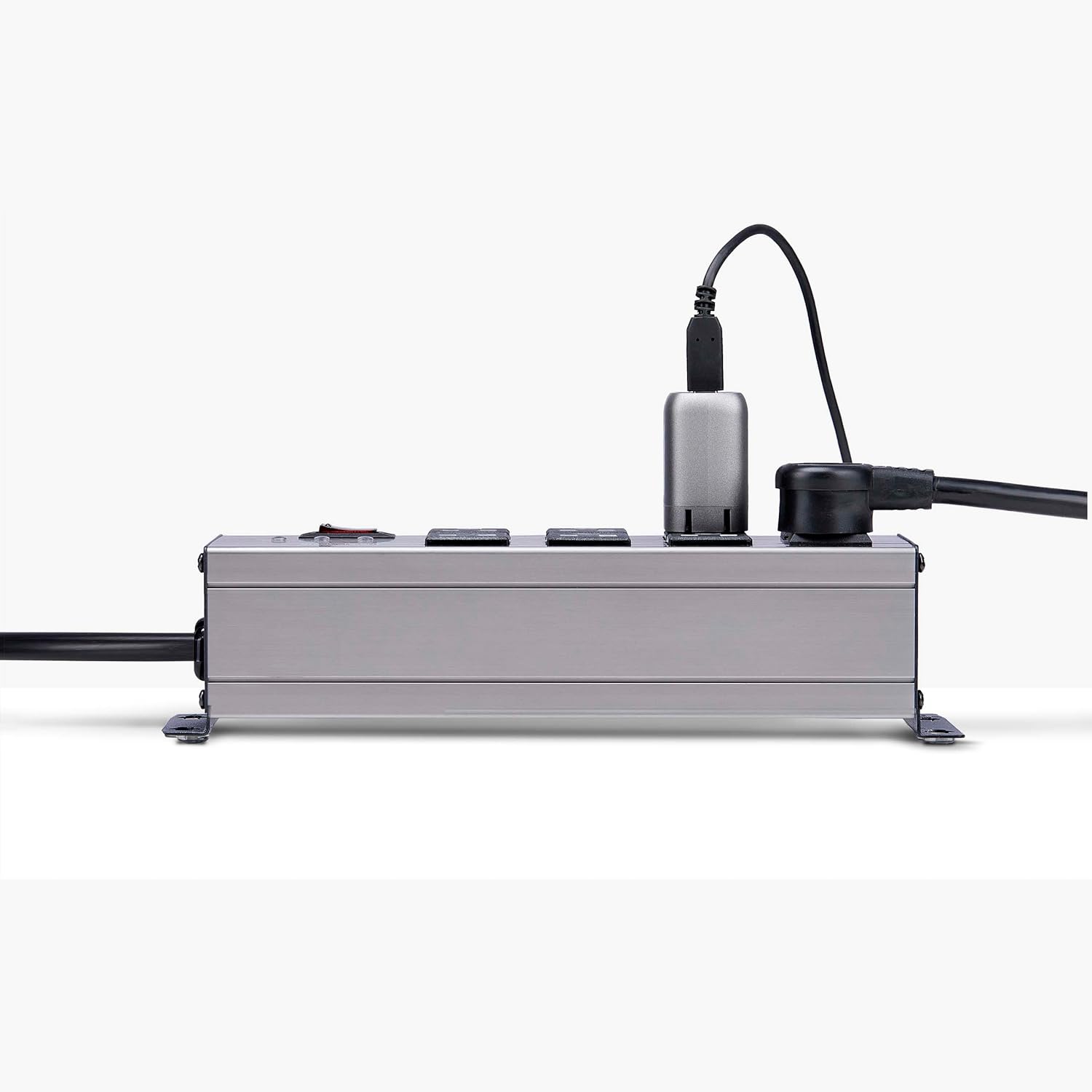 StarTech.com Industrial Power Strip PDU 125V/15A with EMI/RFI Isolation and Surge Protection
