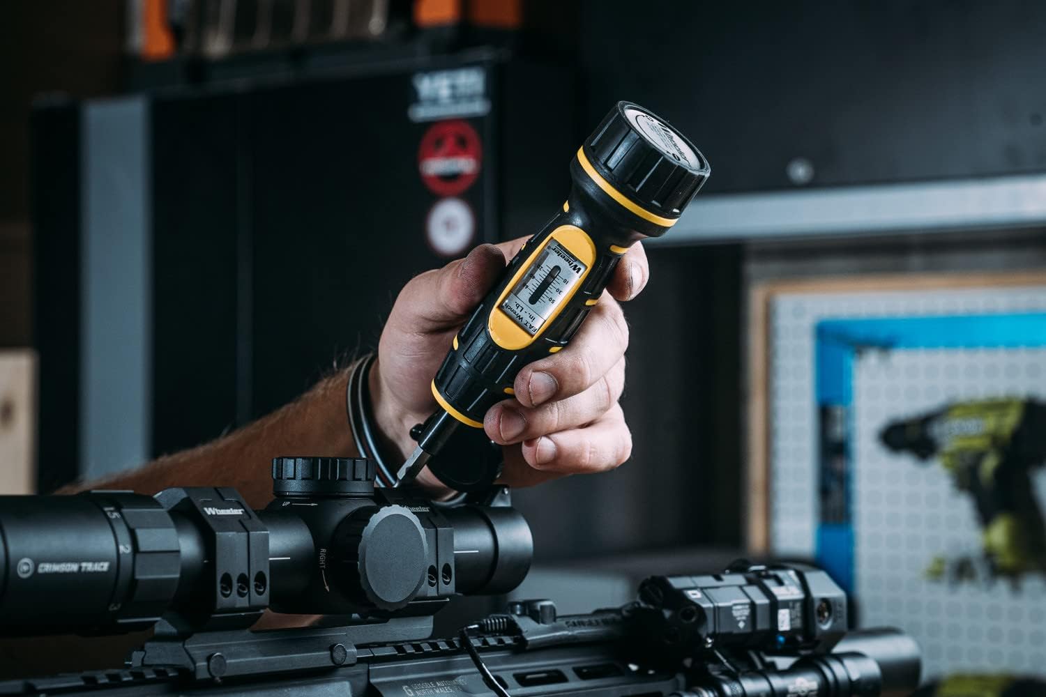 WHEELER Scope Mounting Kit with FAT Wrench, Reticle Leveling System, Bore Sighter and Storage Case