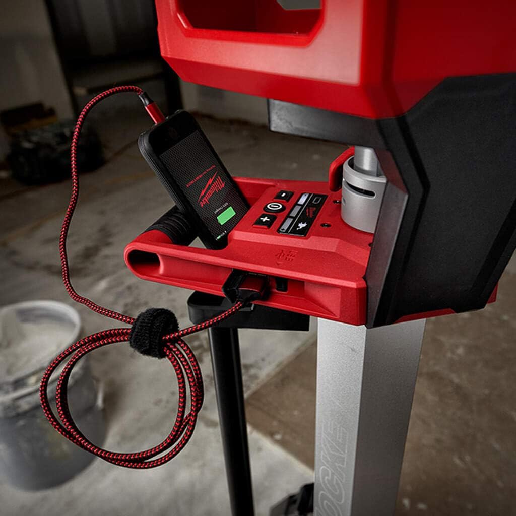 Milwaukee M18 ROCKET Tower Light/Charger - 18V, 3,000 Lumens