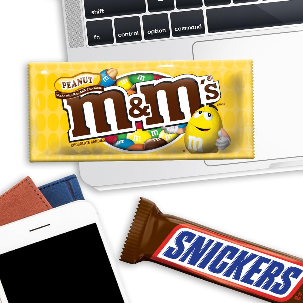 Mars M&M'S, SNICKERS, 3 MUSKETEERS, SKITTLES & STARBURST Variety Pack Full Size Bulk Candy Assortment, 56.11 oz
