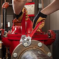 Klein Tools D507-10 Adjustable Drive Wrench, Forged with Extra Capacity Jaw and High Polish Chrome Finish