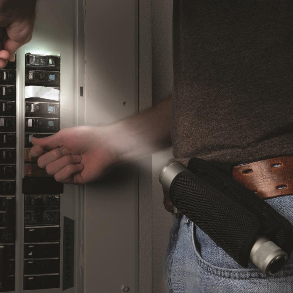 Nite Ize Lite Holster Stretch, Expandable, Secure Flashlight Holder With Belt Clip, Universal Sizing,N00874-BRK,Black