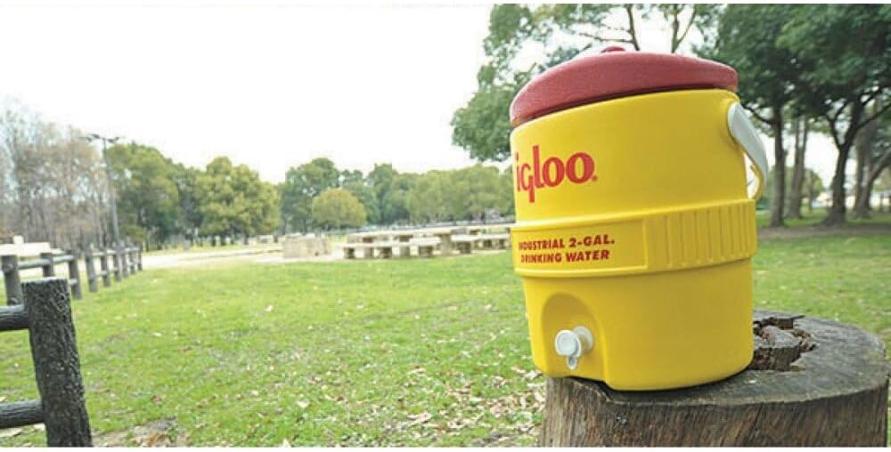 Igloo Beverage Cooler 2 Gal Yellow/Red