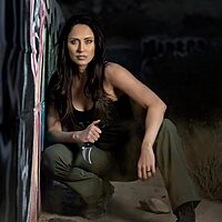 Cold Steel Tiger Claw Hawkbill Folding Knife with S35VN and G-10 Handle