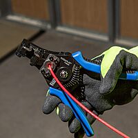 Klein Tools 11063W Wire Cutter / Stripper, Heavy Duty Automatic Tool for 8-20 AWG Solid and 10-22 AWG Stranded Electrical