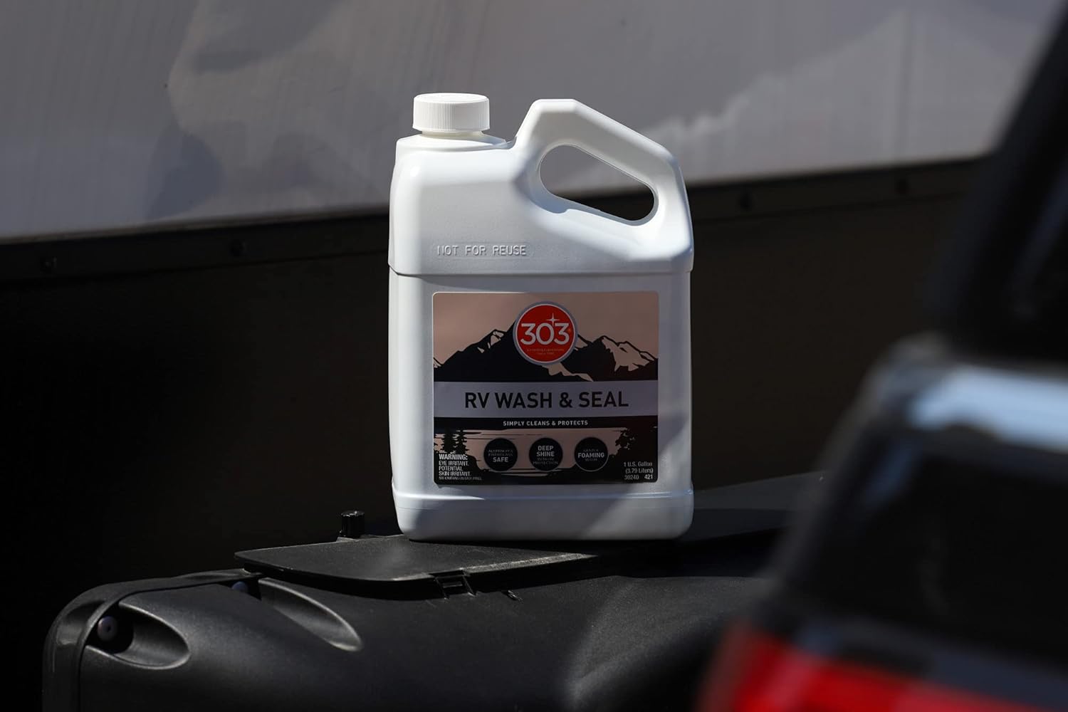 303 Products RV Wash & Seal - Clean, Streak-Free Finish, pH Neutral with High Foaming Formula