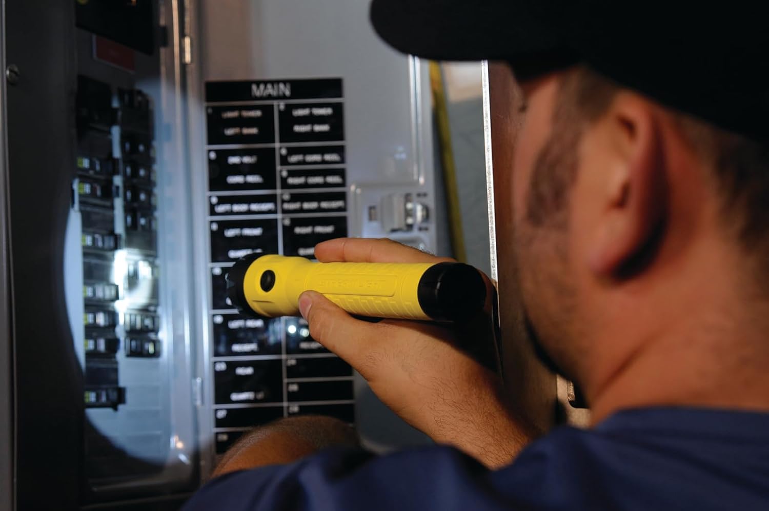 STREAMLIGHT PolyStinger LED HAZ-LO Rechargeable Intrinsically Safe Flashlight