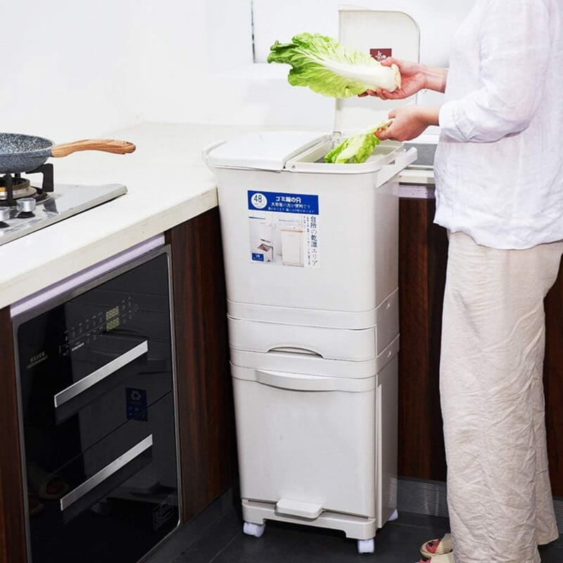 45L 2 COMPARTMENTS REFUSE BIN /TRASH CAN  WITH ANTI ODOUR  LID AND 2 LAYERS STORAGE