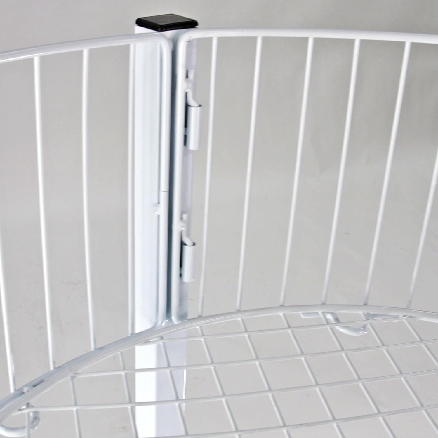 Azar Displays 300703 3 Tiered Round Wire Dump Bins, White