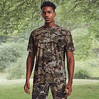 UNDER ARMOUR Men's Iso-Chill Brushline Short Sleeve T-Shirt