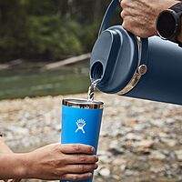 HYDRO FLASK Oasis Insulated Water Jug