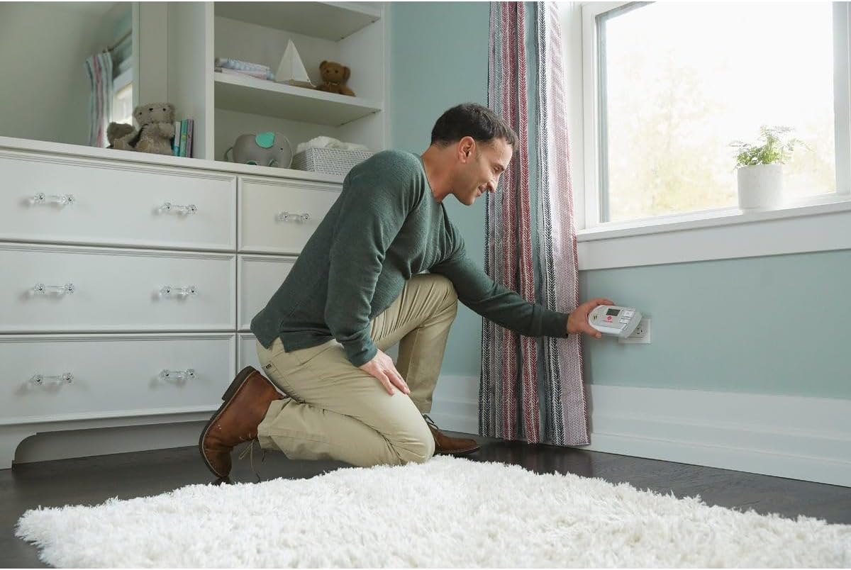 FIRST ALERT Combination Explosive Gas and Carbon Monoxide Alarm with Backlit Digital Display, GCO1CN