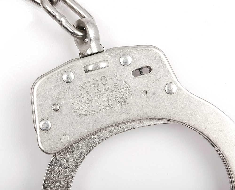 Smith & Wesson Model 100L Extra Link Nickel Finish Handcuffs