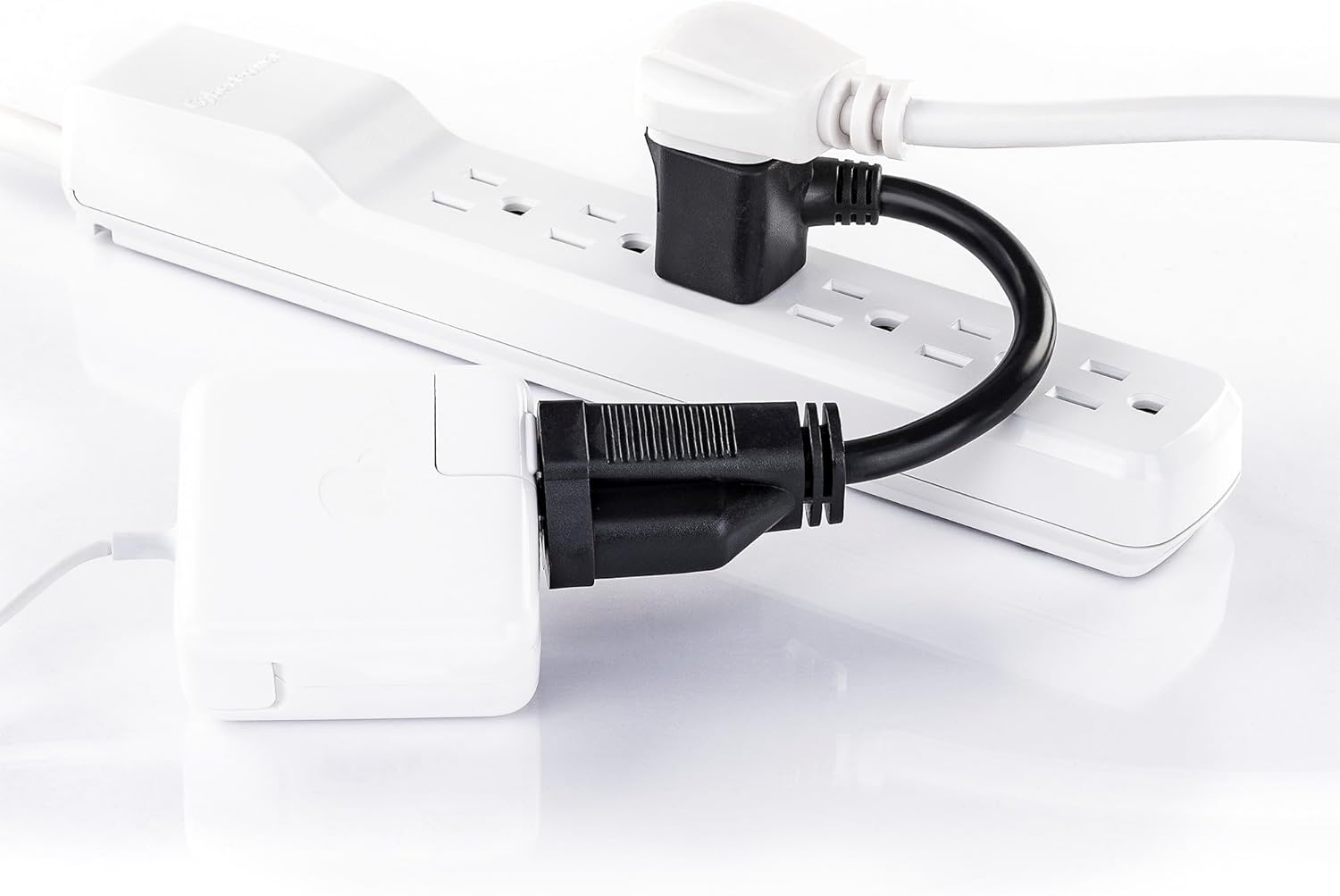 CyberPower GC201 - Power extension cable - NEMA 5-15, NEMA 5-15P (R) to NEMA 5-15 (F) - AC 125 V - 13 A - 6 in - black