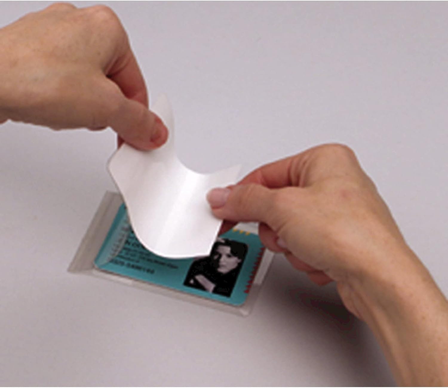 Fellowes Self-Adhesive Pouches - Photo, 5mil, 5 pack - Laminating Pouch/Sheet Size: 6.25inx 5 mil Thickness - Type G
