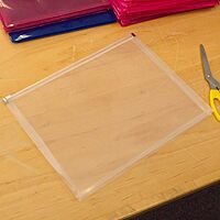 JAM PAPER Plastic Envelopes with Zip Closure