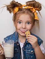 Wellsley Farms Chewy Chocolate Chip Granola Bars, 60 Count (3 lbs 4.8 oz) - 110 Calories Per Bar