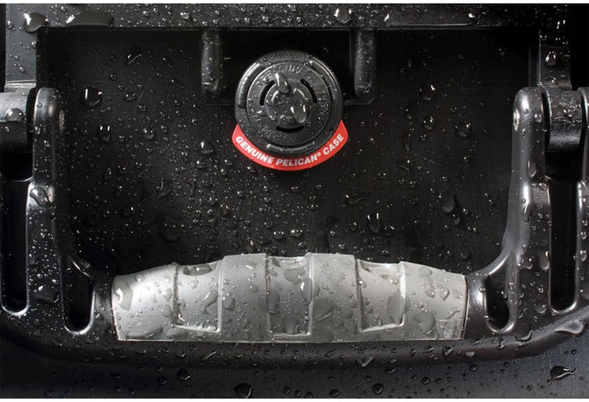 Pelican 1510SC Polycarbonate Studio Case, Black with Padded Yellow Foam Dividers