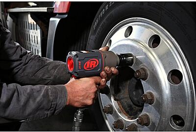 INGERSOLL RAND 3/4" Drive Air Impact Wrench with Quiet Technology