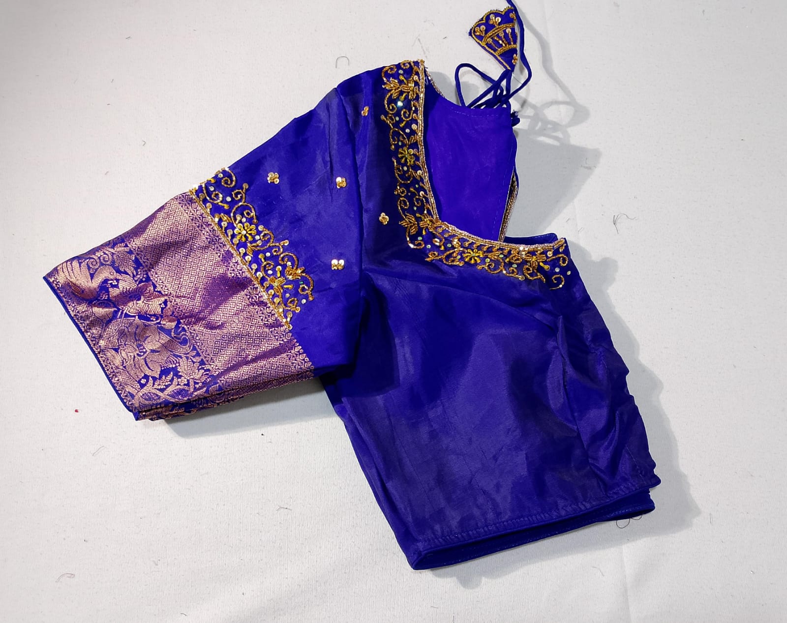 N256: Ready To Ship Beautiful Saree With Stitched Blouse