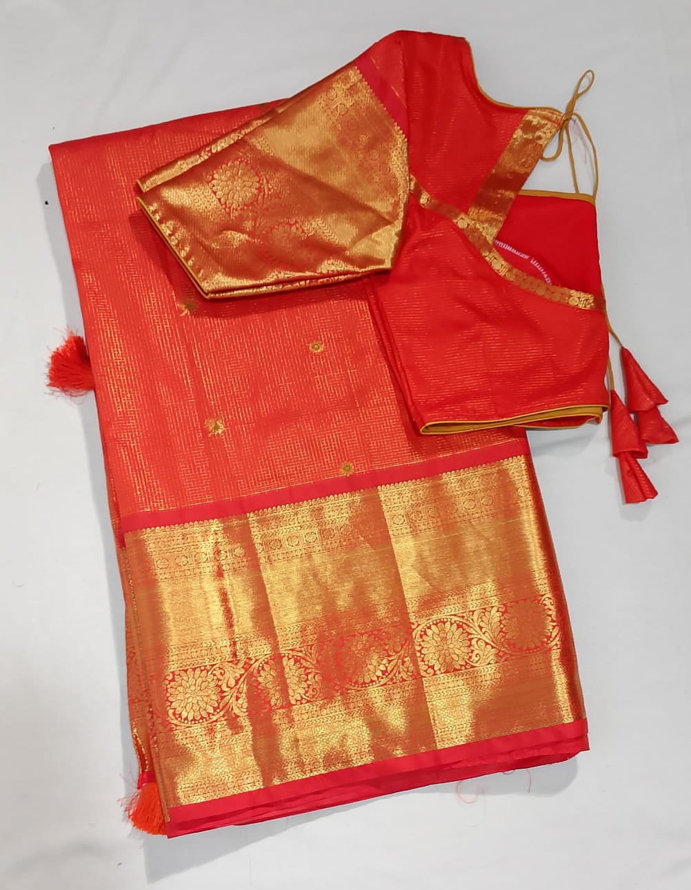 N129: Ready To Ship Beautiful Saree With Stitched Blouse