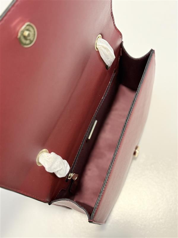 LYN SQUARE FLIP SHOULDER BAG WINE RED