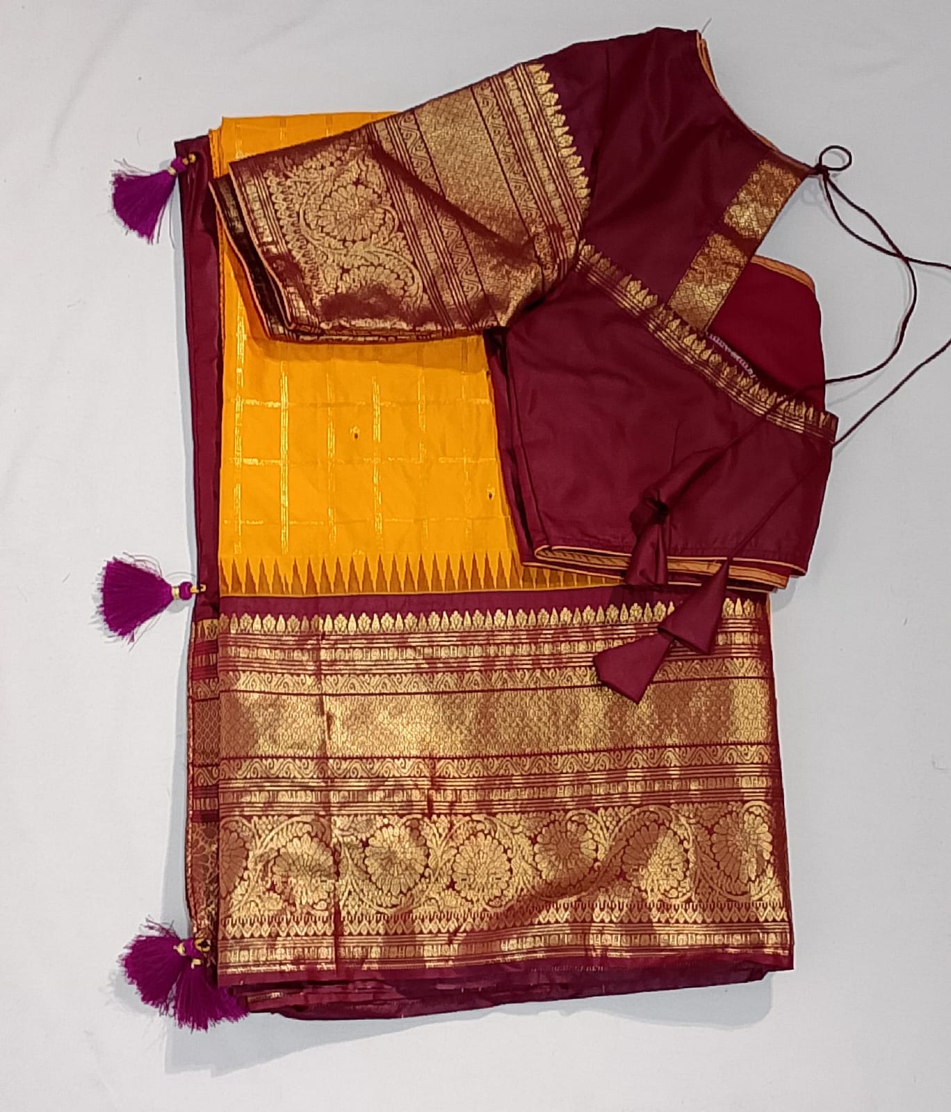 N131: Ready To Ship Beautiful Saree With Stitched Blouse N131: Ready To Ship Beautiful Saree With Stitched Blouse