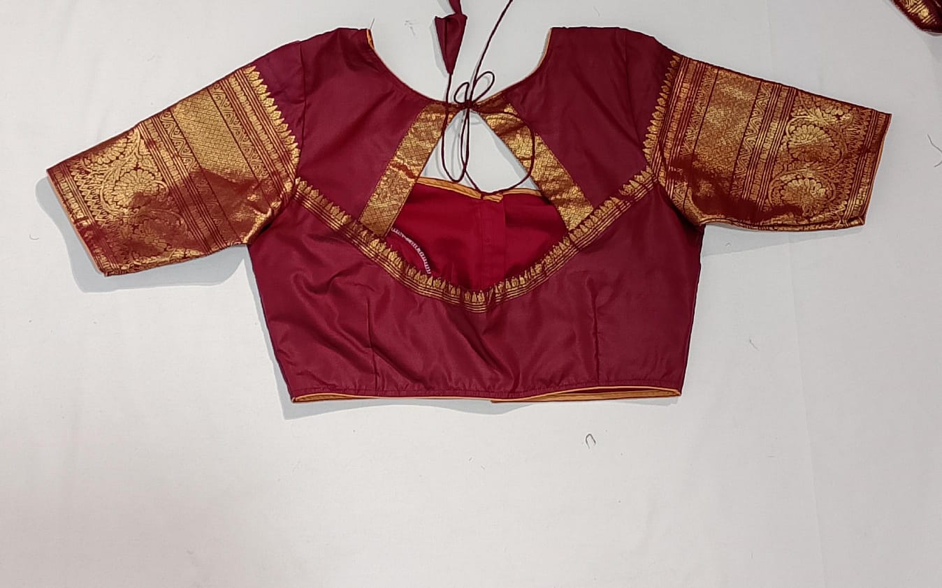 N131: Ready To Ship Beautiful Saree With Stitched Blouse N131: Ready To Ship Beautiful Saree With Stitched Blouse