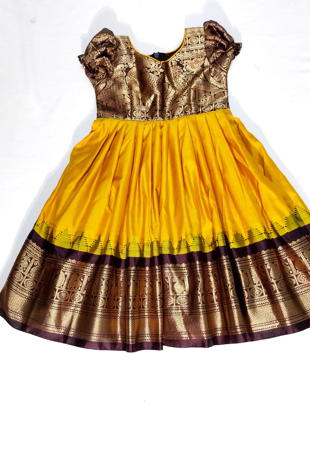 V95: Ready To Ship Beautiful  Kids Frock