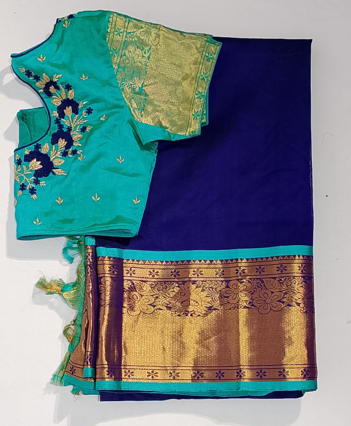 N117: Ready To Ship Beautiful Saree With Stitched Blouse N117: Ready To Ship Beautiful Saree With Stitched Blouse
