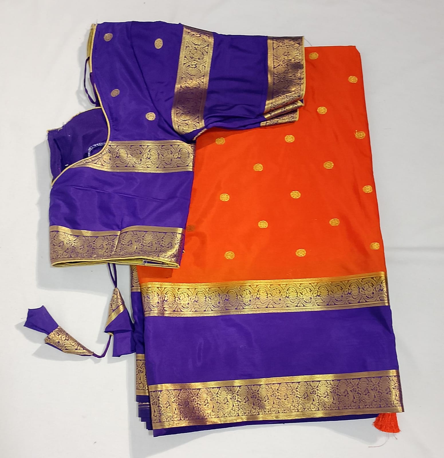 N116: Ready To Ship Beautiful Saree With Stitched Blouse