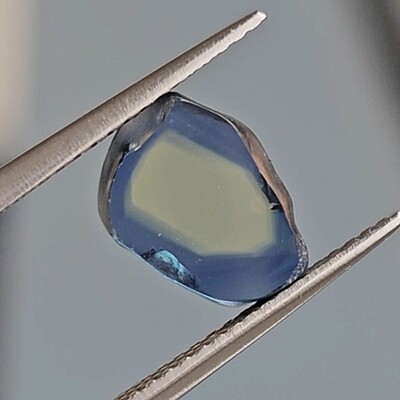 2.06ct Free Form Flat Sapphire