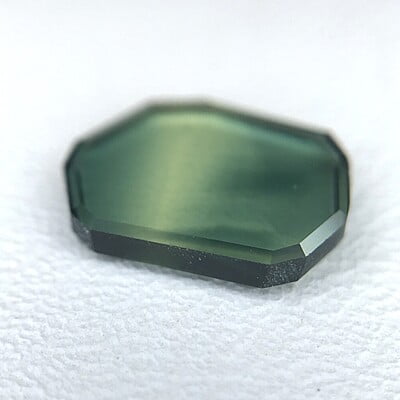 1.23ct Free Form Flat Sapphire 1.23ct Free Form Flat Sapphire