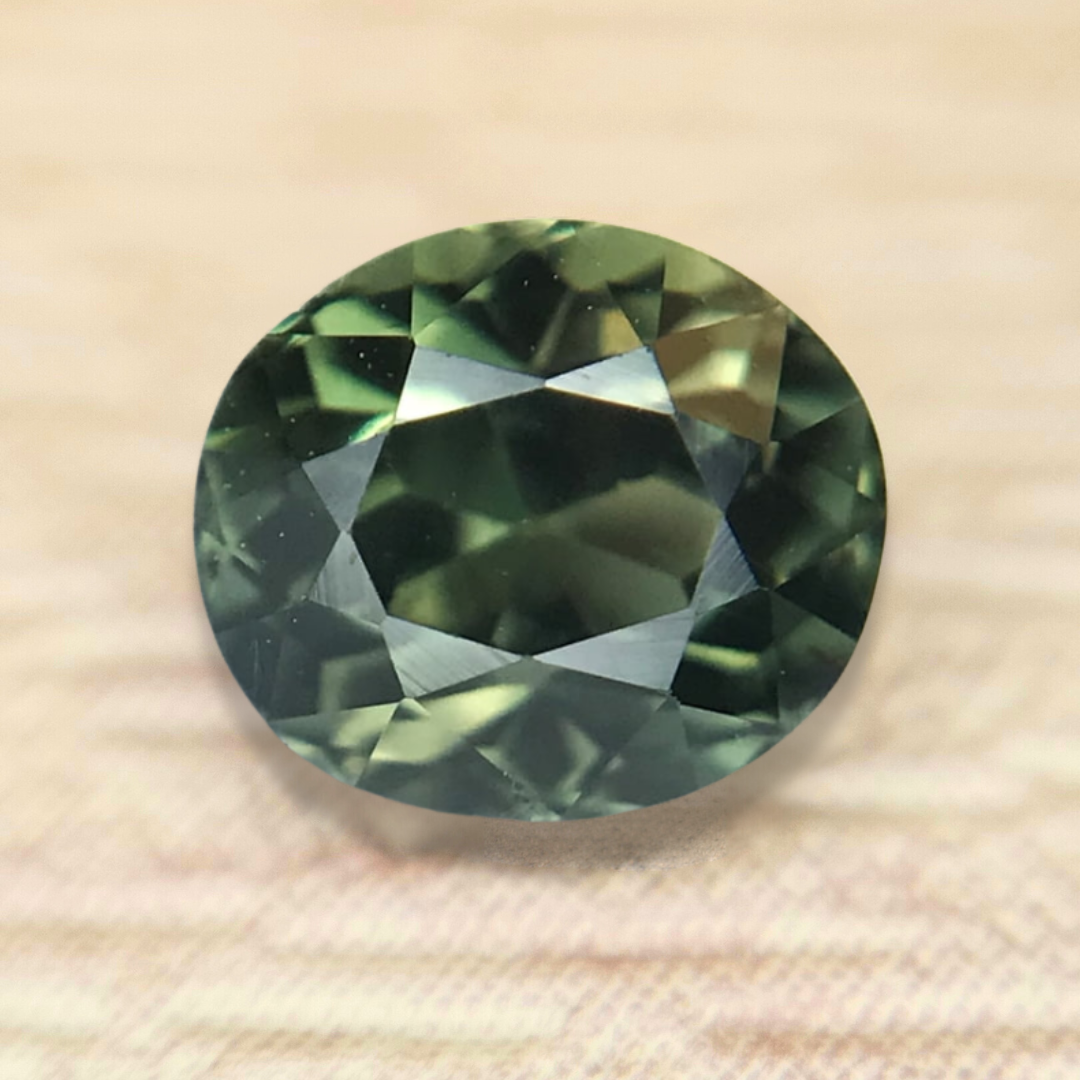 0.88ct Oval Brilliant Cut Sapphire 0.88ct Oval Brilliant Cut Sapphire