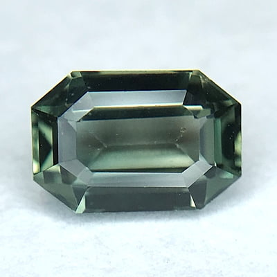 0.90ct Octagon Step Cut Sapphire 0.90ct Octagon Step Cut Sapphire