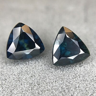 1.84tcw Trillion Brilliant Cut Sapphire Pair 1.84tcw Trillion Brilliant Cut Sapphire Pair