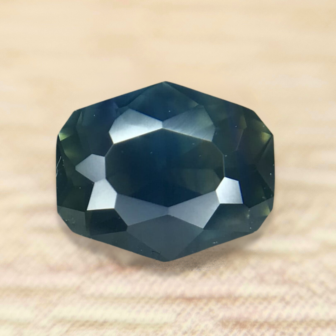 0.80ct Fancy Brilliant Cut Sapphire 0.80ct Fancy Brilliant Cut Sapphire