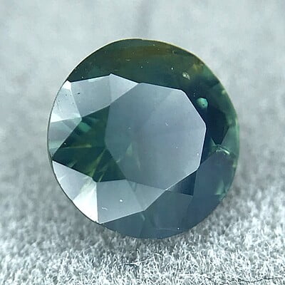 0.95ct Round Brilliant Cut Sapphire 0.95ct Round Brilliant Cut Sapphire
