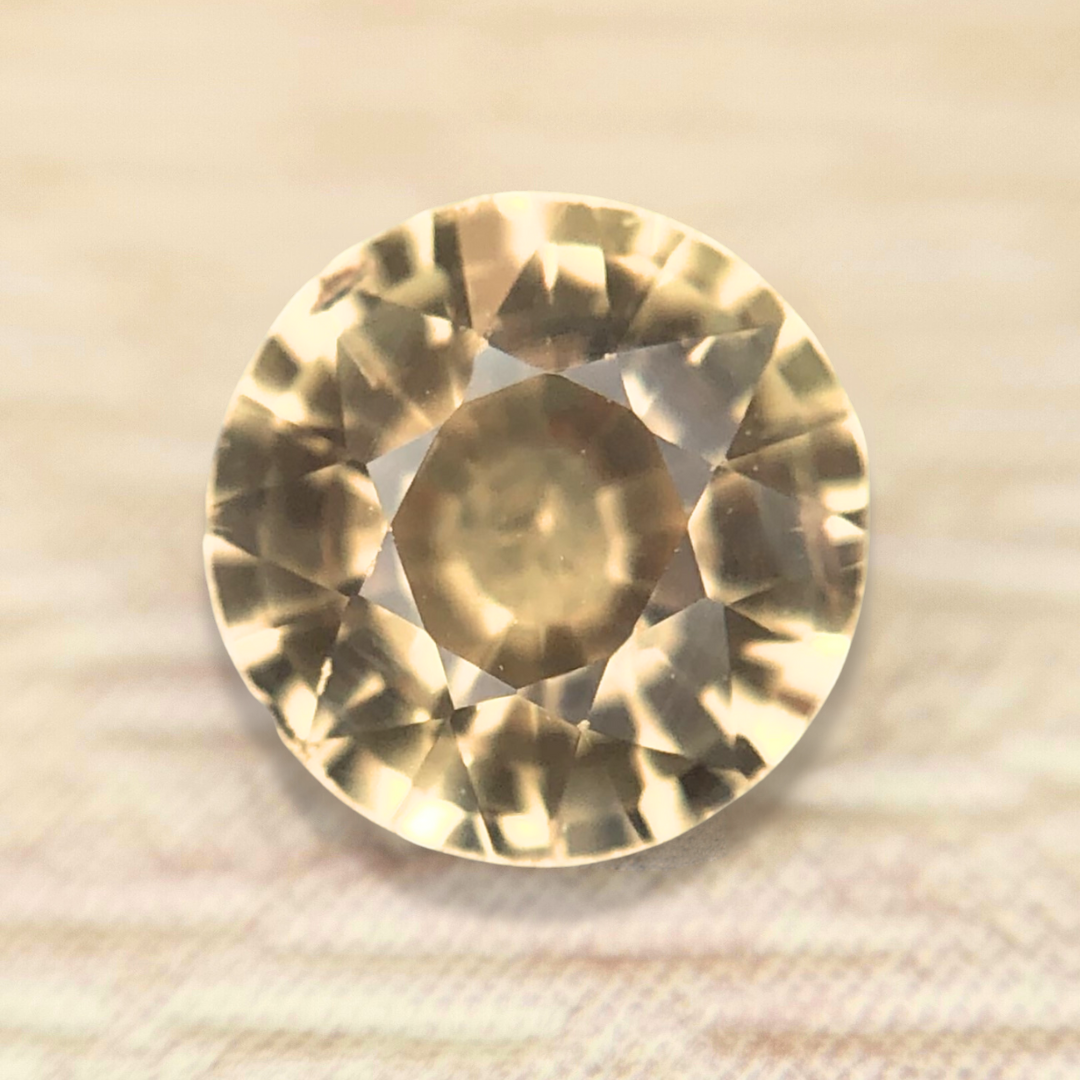 0.87ct Round Mixed Cut Sapphire 0.87ct Round Mixed Cut Sapphire