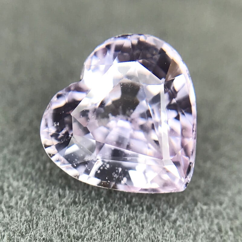 1.31ct Heart Brilliant Cut Sapphire 1.31ct Heart Brilliant Cut Sapphire