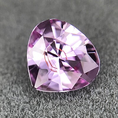 0.70ct Heart Brilliant Cut Sapphire 0.70ct Heart Brilliant Cut Sapphire